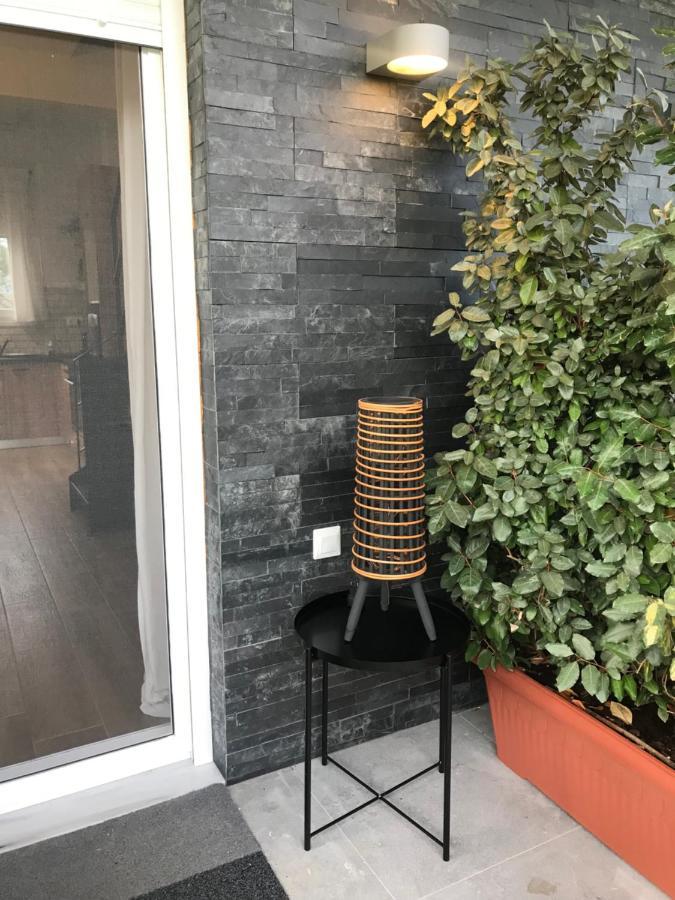 Terra Holiday Homes- Olivia Asproválta Ngoại thất bức ảnh