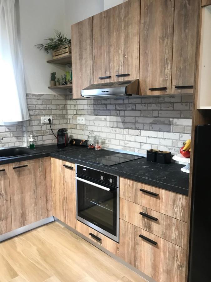 Terra Holiday Homes- Olivia Asproválta Ngoại thất bức ảnh