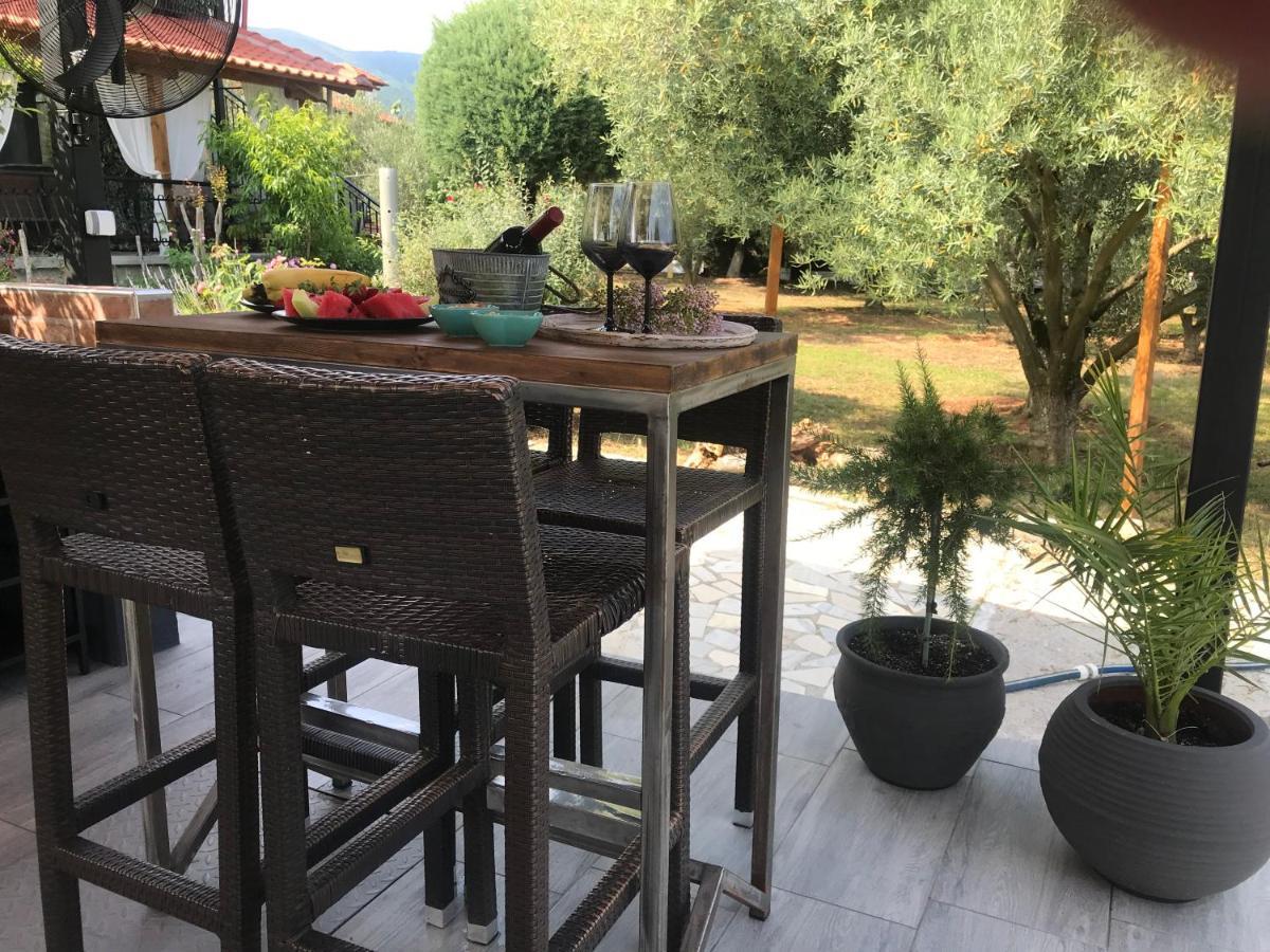 Terra Holiday Homes- Olivia Asproválta Ngoại thất bức ảnh